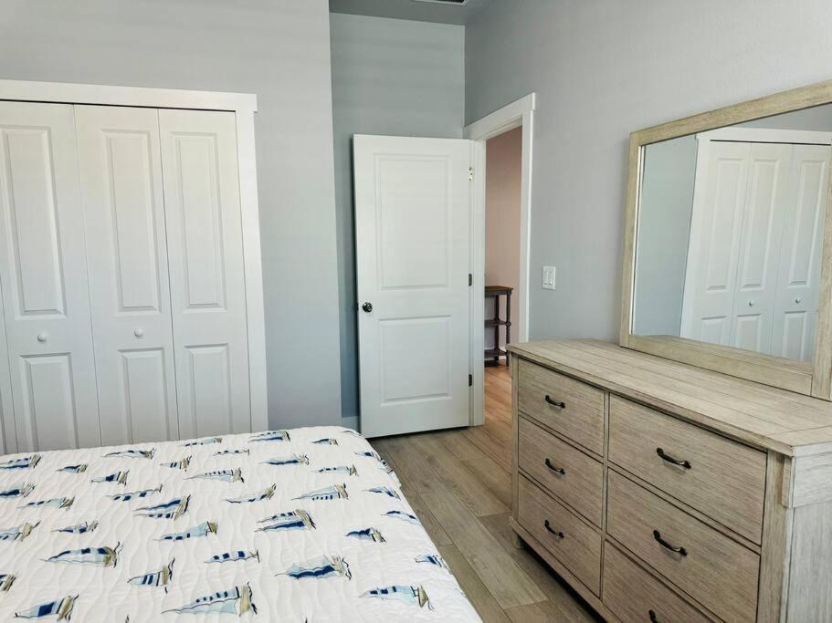 Brand New Tampa Oasis With Private Jacuzzi Retreat Villa Lutz Bagian luar foto