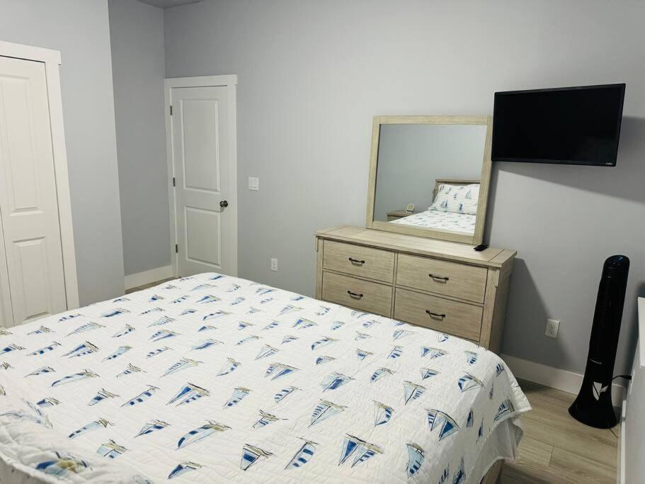 Brand New Tampa Oasis With Private Jacuzzi Retreat Villa Lutz Bagian luar foto
