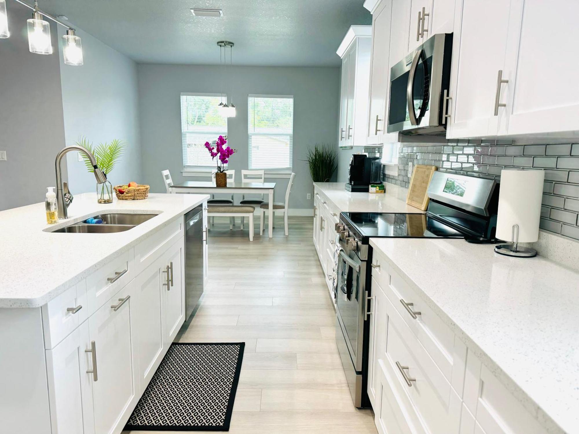 Brand New Tampa Oasis With Private Jacuzzi Retreat Villa Lutz Bagian luar foto